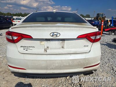 Zdjęcie 6 z 12 samochodu: 2015 HYUNDAI SONATA ECO VIN:5NPE24AA8FH131266 - miniatura