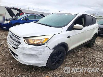 2017 FORD ESCAPE SE 1FMCU9GD2HUC22263 - główne zdjęcie licytacji z USA - miniatura