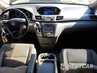 Zdjęcie 8 z 13 samochodu: 2016 HONDA ODYSSEY EXL VIN:5FNRL5H68GB040679 - miniatura