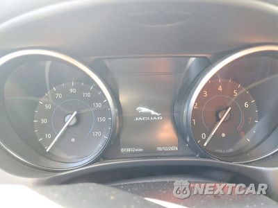 Zdjęcie 9 z 12 samochodu: 2019 JAGUAR XE PREMIUM VIN:SAJAJ4FX1KCP46733 - miniatura