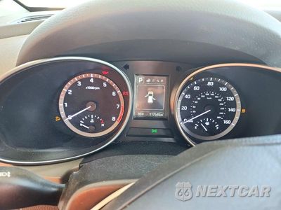 Zdjęcie 9 z 13 samochodu: 2017 HYUNDAI SANTA FE SE VIN:KM8SM4HF3HU227647 - miniatura