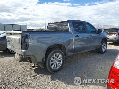 Trzecie zdjęcie samochodu z tyłu: 2022 CHEVROLET SILVERADO LTD C1500 CUSTOM VIN:1GCPWBEKXNZ185941 - miniatura