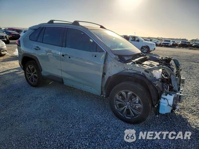 Czwarte zdjęcie samochodu z boku: 2023 TOYOTA RAV4 XLE PREMIUM VIN:4T3B6RFV2PU115784 - miniatura