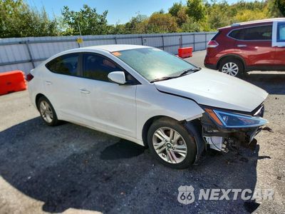 Czwarte zdjęcie samochodu z boku: 2020 HYUNDAI ELANTRA SEL VIN:5NPD84LF9LH522943 - miniatura