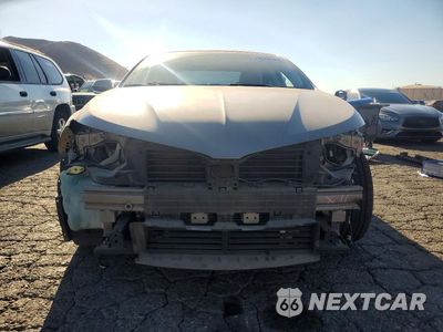 Piąte zdjęcie samochodu w środku: 2015 LINCOLN MKZ HYBRID VIN:3LN6L2LU7FR626922 - miniatura