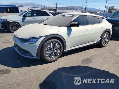 2024 KIA EV6 LIGHT LONG RANGE KNDC3DLC4R5172033 - główne zdjęcie licytacji z USA - miniatura