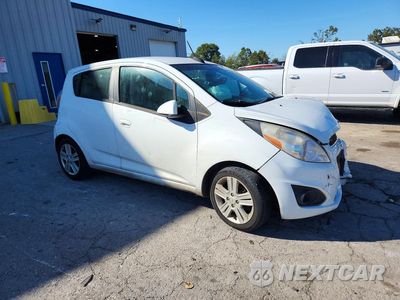 Czwarte zdjęcie samochodu z boku: 2015 CHEVROLET SPARK LS VIN:KL8CB6S9XFC709752 - miniatura