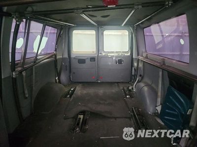 Zdjęcie 10 z 13 samochodu: 2011 FORD ECONOLINE E350 SUPER DUTY WAGON VIN:1FBNE3BL6BDA30653 - miniatura