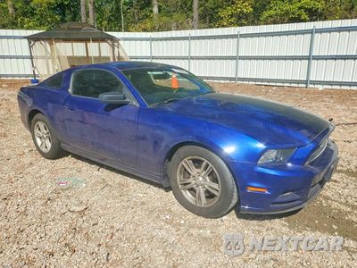 Czwarte zdjęcie samochodu z boku: 2014 FORD MUSTANG VIN:1ZVBP8AM7E5273920 - miniatura