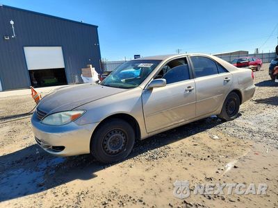 2004 TOYOTA CAMRY LE JTDBE32K240301529 - główne zdjęcie licytacji z USA - miniatura