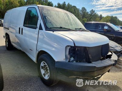 Czwarte zdjęcie samochodu z boku: 2019 CHEVROLET EXPRESS 2500 VAN VIN:1GCWGAF19K1251608 - miniatura