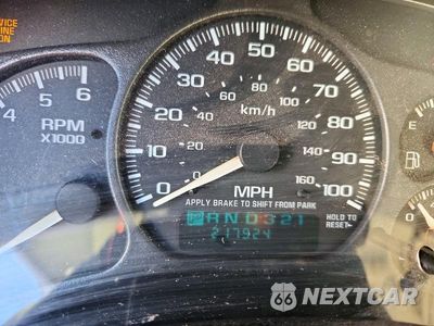 Zdjęcie 9 z 13 samochodu: 2002 CHEVROLET TAHOE C1500 VIN:1GNEC13T52R121914 - miniatura