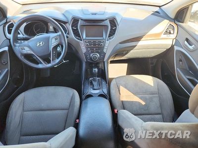 Zdjęcie 8 z 13 samochodu: 2017 HYUNDAI SANTA FE SE VIN:KM8SM4HF5HU201714 - miniatura