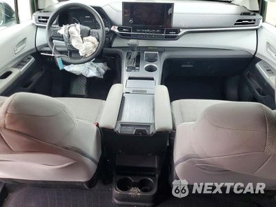 Zdjęcie 8 z 14 samochodu: 2026 TOYOTA SIENNA LE VIN:5TDKSKFC7TS227204 - miniatura