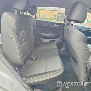 Zdjęcie 10 z 13 samochodu: 2018 KIA SPORTAGE LX VIN:KNDPM3AC0J7475749 - miniatura
