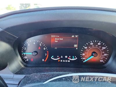 Zdjęcie 9 z 13 samochodu: 2020 FORD EXPLORER VIN:1FMSK7BH1LGC23007 - miniatura