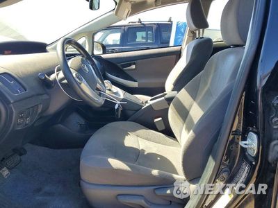 Zdjęcie 7 z 12 samochodu: 2015 TOYOTA PRIUS THREE VIN:JTDKN3DU6F2003099 - miniatura