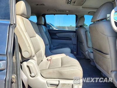 Zdjęcie 11 z 13 samochodu: 2011 HONDA ODYSSEY EXL VIN:5FNRL5H62BB042517 - miniatura