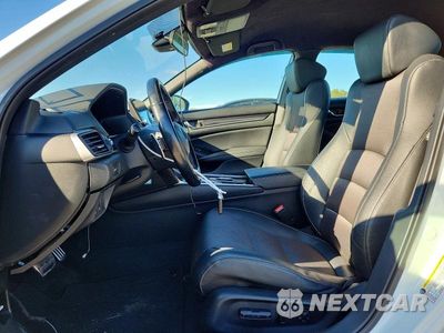 Zdjęcie 7 z 12 samochodu: 2019 HONDA ACCORD SPORT VIN:1HGCV1F30KA175577 - miniatura