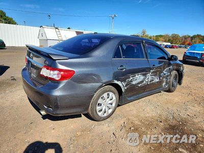Trzecie zdjęcie samochodu z tyłu: 2012 TOYOTA COROLLA S VIN:2T1BU4EE3CC881490 - miniatura