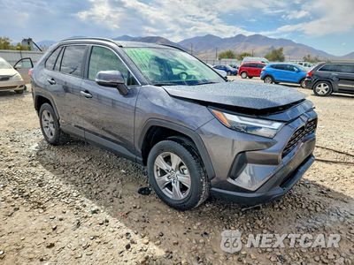 Czwarte zdjęcie samochodu z boku: 2025 TOYOTA RAV4 HYBRID XLE VIN:JTMRWRFV8SD310597 - miniatura