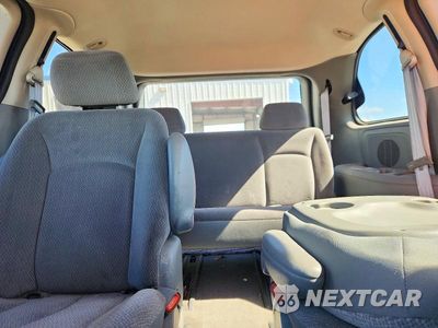 Zdjęcie 10 z 13 samochodu: 2005 DODGE CARAVAN SXT VIN:1D4GP45R05B251835 - miniatura