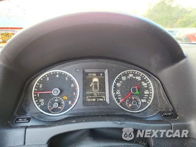 Zdjęcie 9 z 13 samochodu: 2015 VOLKSWAGEN TIGUAN S VIN:WVGBV7AX7FW615483 - miniatura