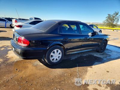 Trzecie zdjęcie samochodu z tyłu: 2002 HYUNDAI SONATA BASE VIN:KMHWF25HX2A666083 - miniatura