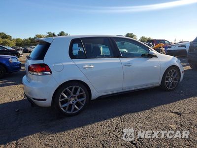 Trzecie zdjęcie samochodu z tyłu: 2014 VOLKSWAGEN GTI VIN:WVWGD7AJ6EW005002 - miniatura