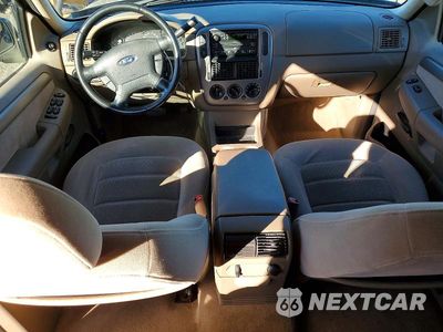 Zdjęcie 8 z 14 samochodu: 2004 FORD EXPLORER XLT VIN:1FMZU73K34UA55411 - miniatura