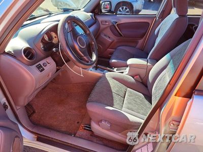 Zdjęcie 7 z 13 samochodu: 2002 TOYOTA RAV4 BASE VIN:JTEHH20V026014995 - miniatura