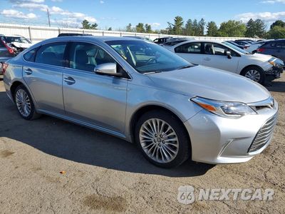 Czwarte zdjęcie samochodu z boku: 2017 TOYOTA AVALON LIMITED VIN:4T1BK1EB2HU257969 - miniatura