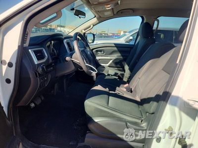 Zdjęcie 7 z 12 samochodu: 2017 NISSAN TITAN S VIN:1N6AA1EK2HN523176 - miniatura