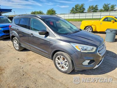 Czwarte zdjęcie samochodu z boku: 2019 FORD ESCAPE SEL VIN:1FMCU0HD7KUB75250 - miniatura