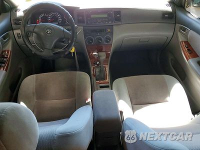 Zdjęcie 8 z 12 samochodu: 2008 TOYOTA COROLLA LE VIN:2T1BR32E18C905714 - miniatura