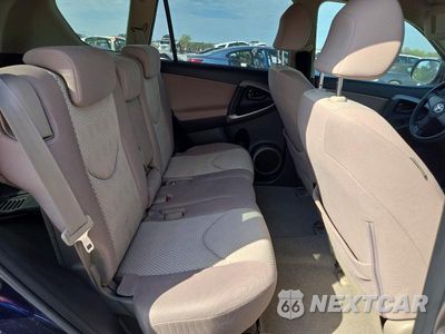 Zdjęcie 11 z 13 samochodu: 2007 TOYOTA RAV4 BASE VIN:JTMZD33V676045861 - miniatura