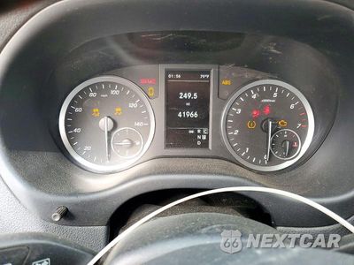Zdjęcie 9 z 13 samochodu: 2022 MERCEDES-BENZ METRIS VIN:W1YV0BEY0N4129352 - miniatura