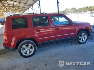 Trzecie zdjęcie samochodu z tyłu: 2013 JEEP PATRIOT LATITUDE VIN:1C4NJPFA3DD250990 - miniatura