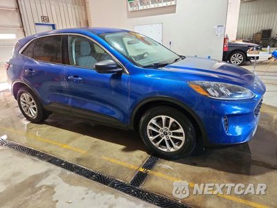 Czwarte zdjęcie samochodu z boku: 2022 FORD ESCAPE SE VIN:1FMCU0G68NUA62026 - miniatura