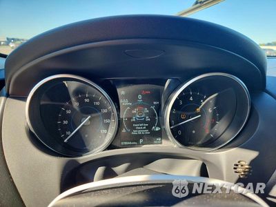 Zdjęcie 9 z 14 samochodu: 2020 JAGUAR F-PACE PREMIUM VIN:SADCJ2FX4LA626938 - miniatura