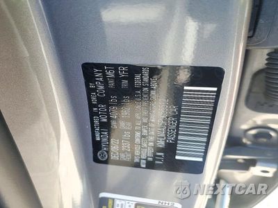 Zdjęcie 12 z 12 samochodu: 2023 HYUNDAI ELANTRA BLUE VIN:KMHLM4AJ5PU055512 - miniatura
