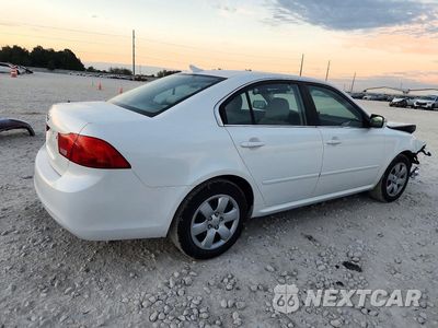 Trzecie zdjęcie samochodu z tyłu: 2010 KIA OPTIMA LX VIN:KNAGG4A87A5446623 - miniatura