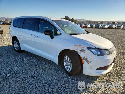 Czwarte zdjęcie samochodu z boku: 2026 CHRYSLER VOYAGER LX VIN:2C4RC1CG6TR152517 - miniatura