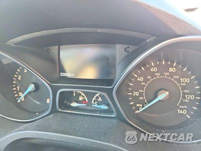 Zdjęcie 9 z 13 samochodu: 2017 FORD ESCAPE SE VIN:1FMCU0GD6HUB94978 - miniatura