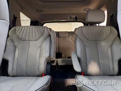 Zdjęcie 10 z 13 samochodu: 2023 HYUNDAI PALISADE LIMITED VIN:KM8R5DGE9PU637176 - miniatura