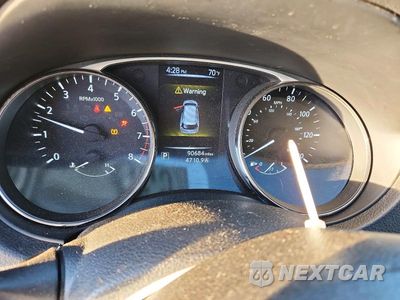 Zdjęcie 9 z 13 samochodu: 2016 NISSAN ROGUE S VIN:KNMAT2MV8GP654601 - miniatura
