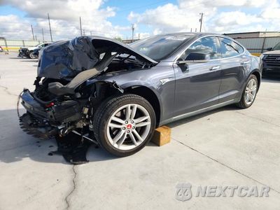 2015 TESLA MODEL S 70D 5YJSA1S21FF100936 - główne zdjęcie licytacji z USA - miniatura