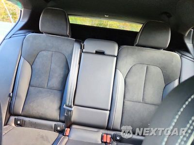 Zdjęcie 10 z 14 samochodu: 2022 VOLVO XC40 T5 R-DESIGN VIN:YV4162UM5N2786608 - miniatura
