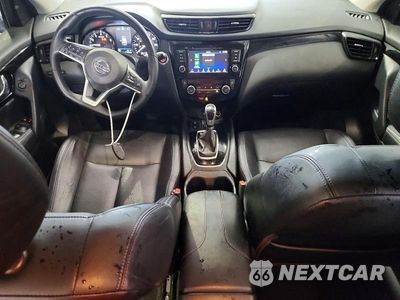 Zdjęcie 8 z 14 samochodu: 2022 NISSAN ROGUE SPORT SL VIN:JN1BJ1CW3NW495202 - miniatura