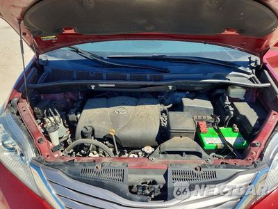 Zdjęcie 12 z 14 samochodu: 2017 TOYOTA SIENNA XLE 8-PASSENGER VIN:5TDYZ3DC6HS816718 - miniatura
